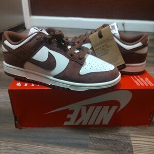 Women's Nike Dunk Low (Phantom Sepia) size 8.5